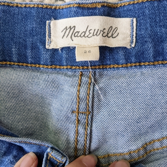 Madewell High-Rise Denim Boyshorts: Button-Through Edition - Picture 4 of 6